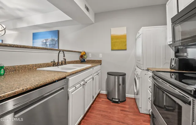 $369,000 | 189 Beach Club Villa Drive, Unit 189, Fripp Island, SC 29920