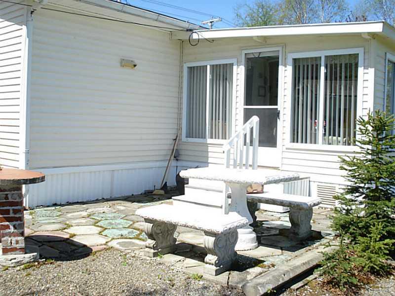 40 Main Street Grand Isle, ME 04746 - Photo 4 of 17 Exterior Side View.