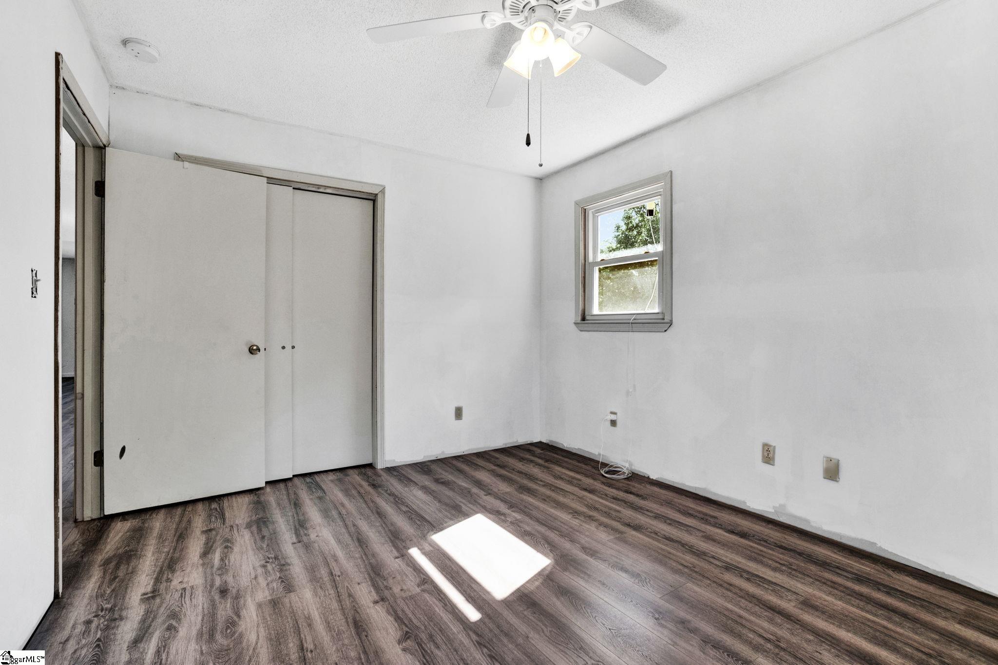 158 Hood Road Greenville, SC 29611 - Photo 15 of 35 Gallery Image 15