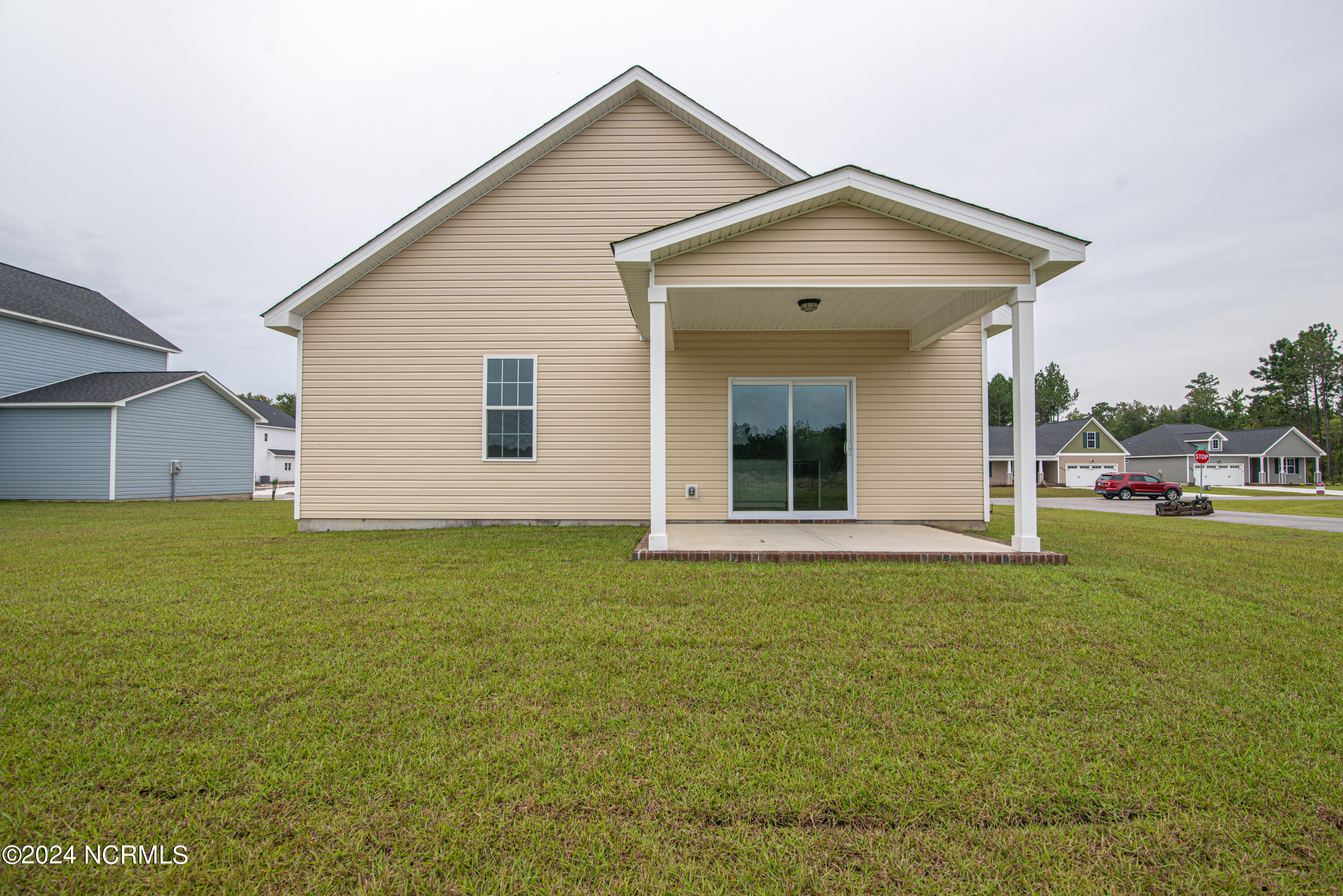 205 Browns Ferry Road Jacksonville, NC 28546 - Photo 8 of 37 DSC_9775