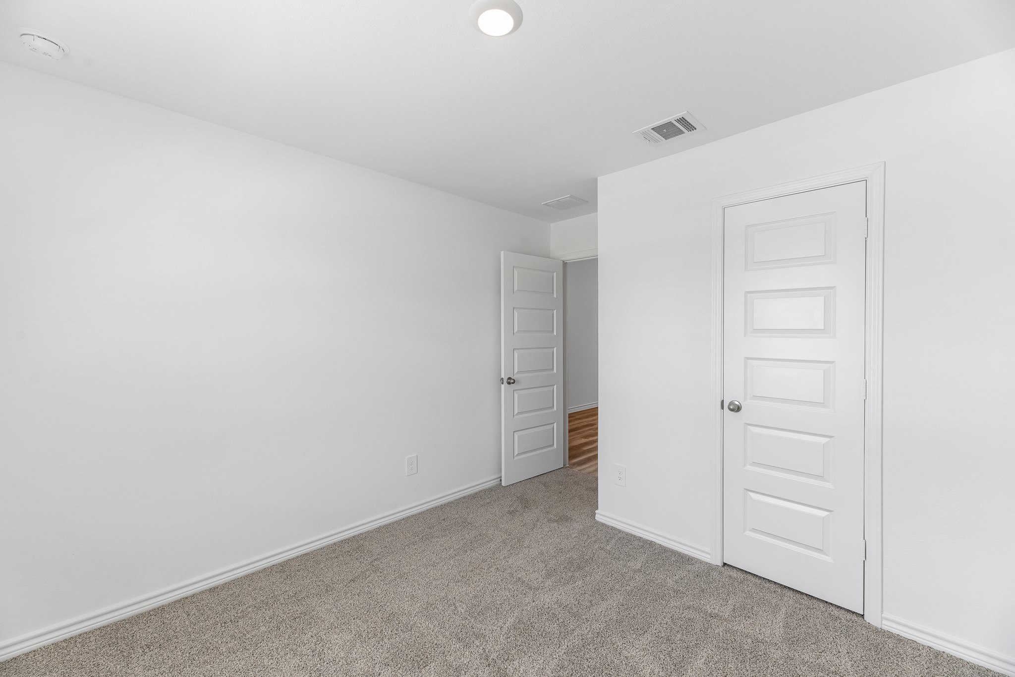 545 Hunter Grove Lane Beaumont, TX 77713 - Photo 15 of 26 a view of an empty room
