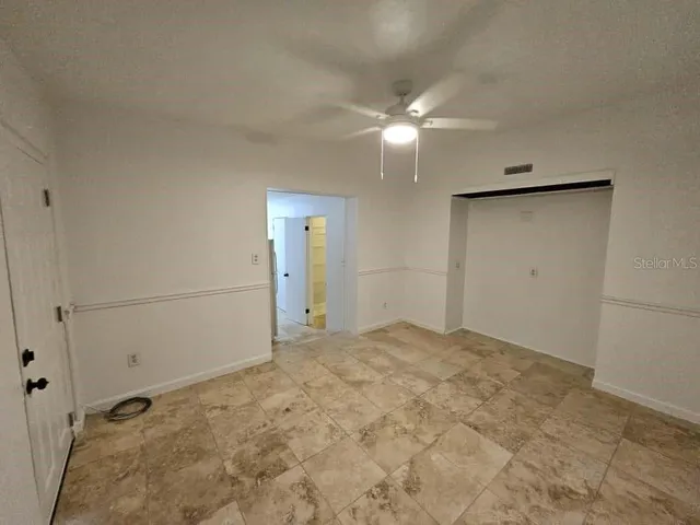 a view of empty room