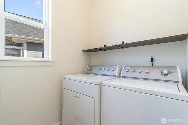 $350,000 | 762 Southeast Heron Drive, College Place, WA 99324