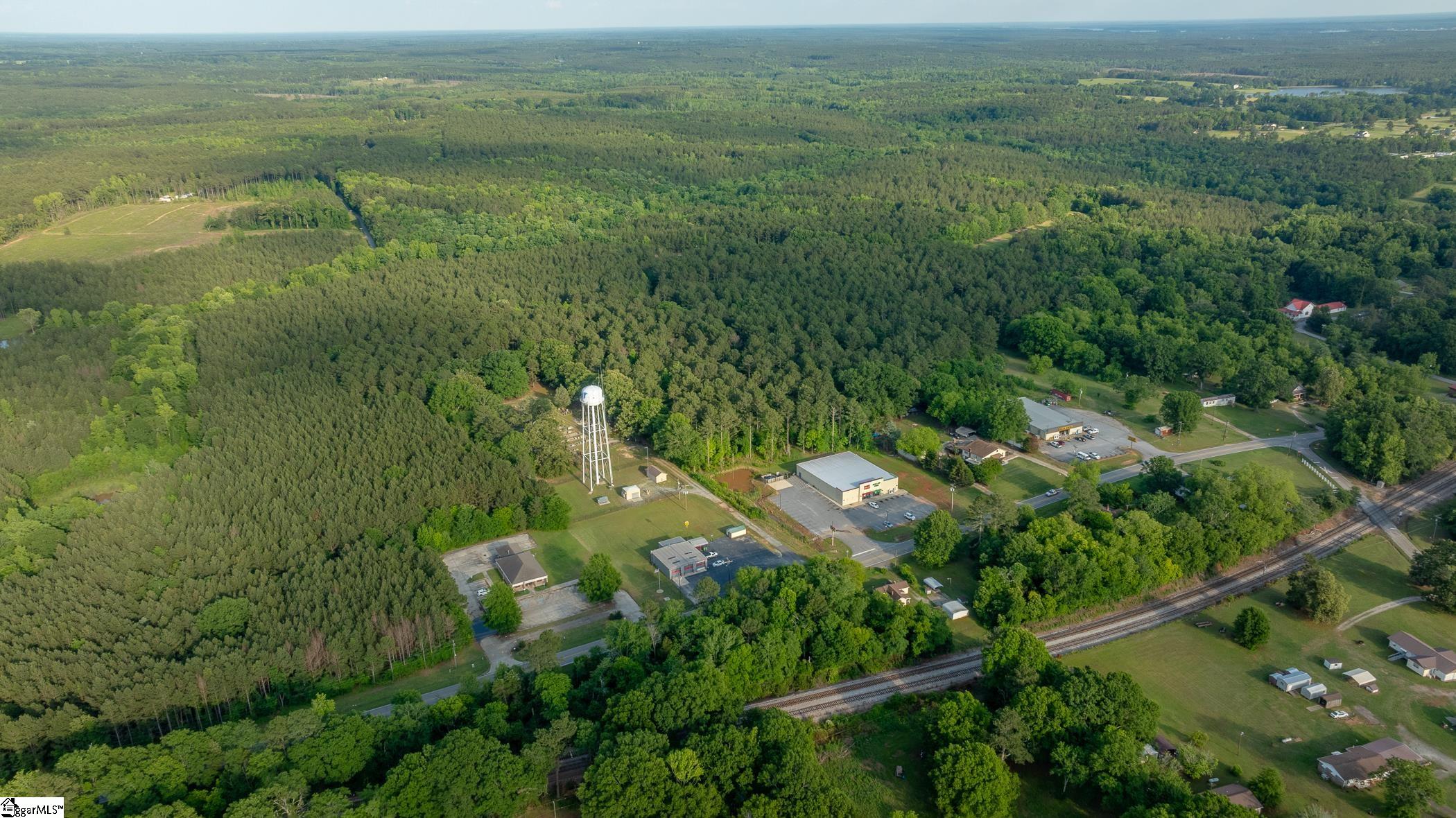 11277 Highway 221 Waterloo, SC 29384 - Photo 13 of 21