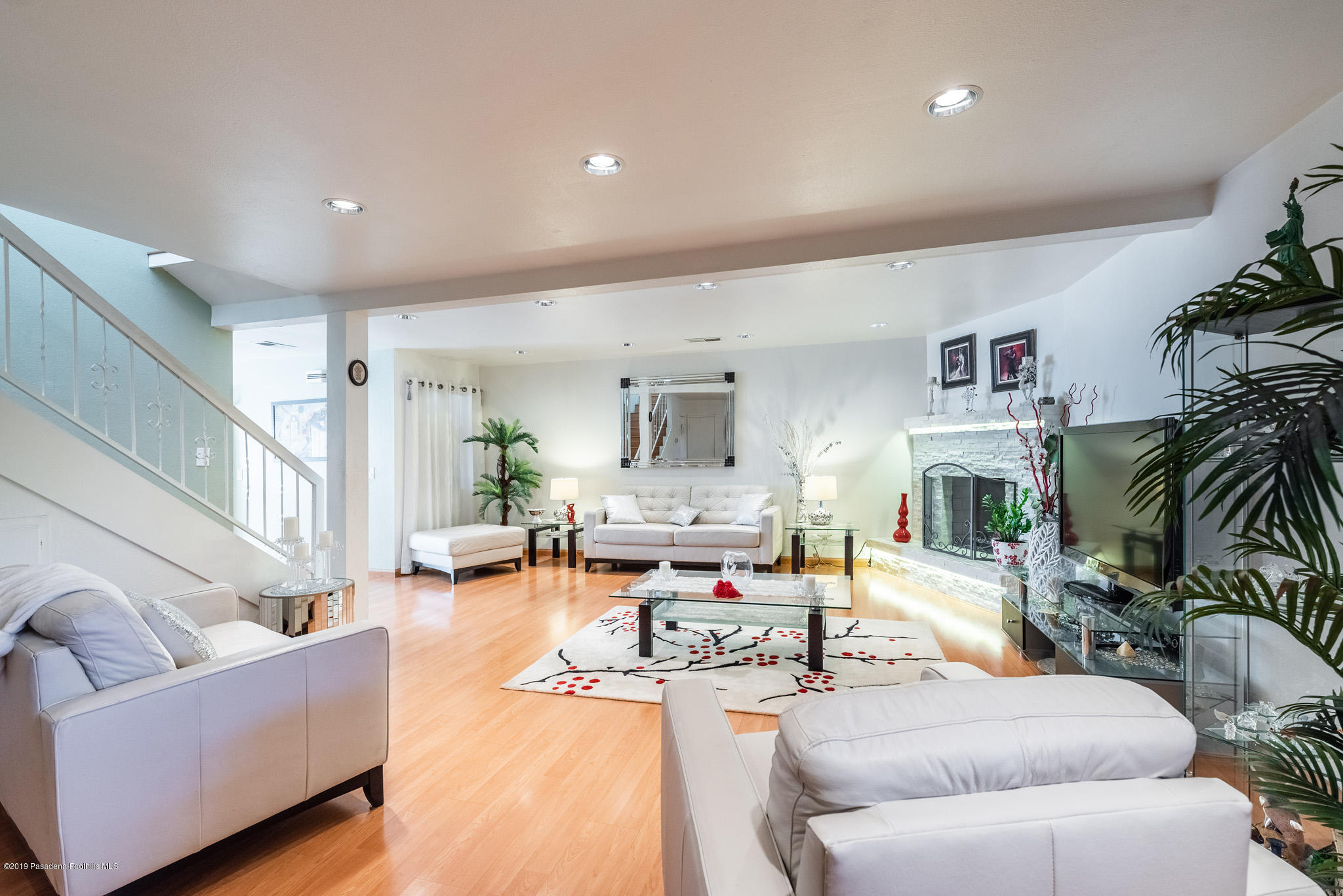 405 West Duarte Road, Unit B Monrovia, CA 91016 - Photo 1 of 45 snaplistla_09