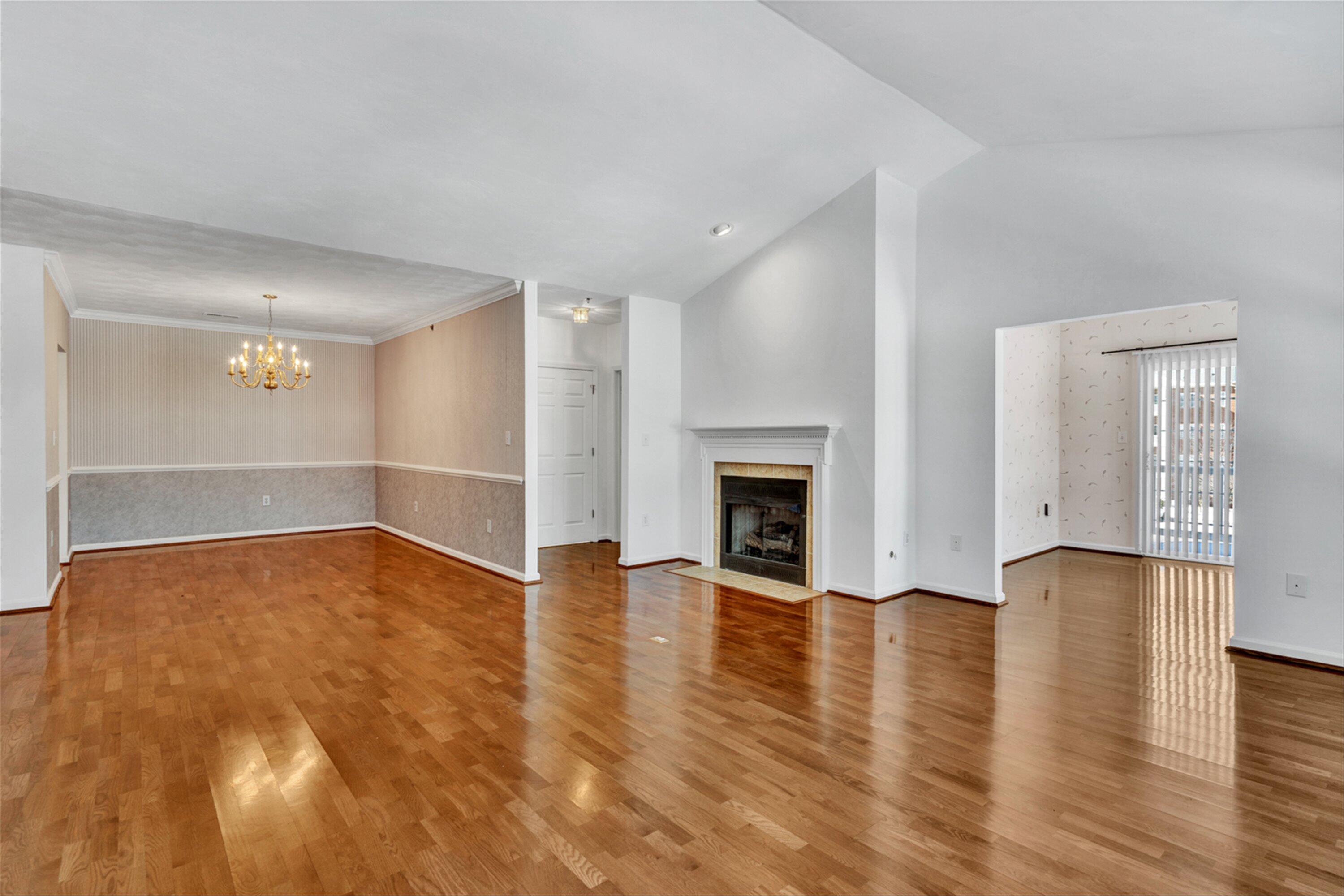 4448 Pheasant Ridge Road, Unit 402 Roanoke, VA 24014 - Photo 21 of 29 23-DSC3820