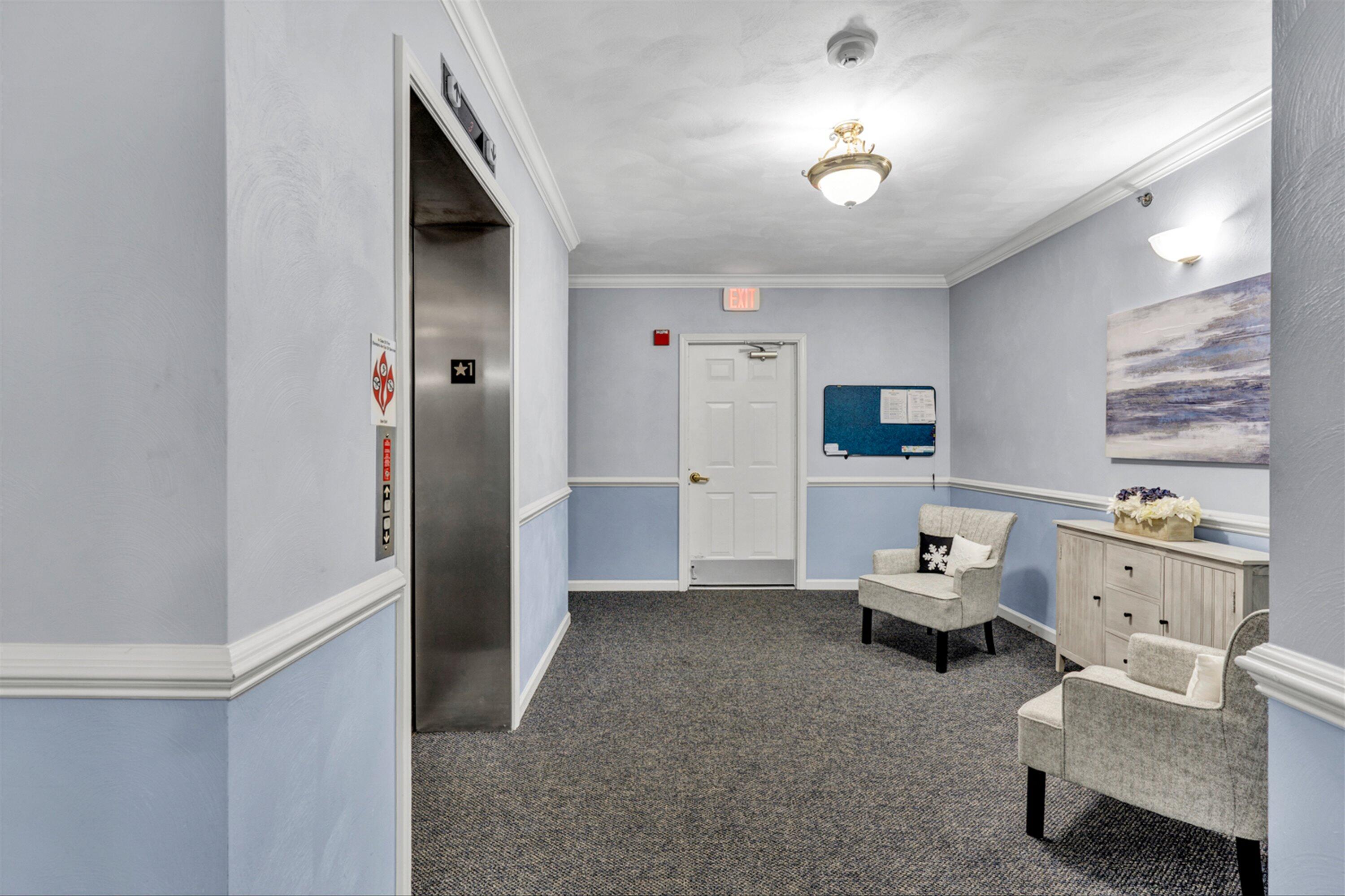 4448 Pheasant Ridge Road, Unit 402 Roanoke, VA 24014 - Photo 6 of 29 06-DSC3772