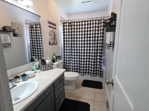 $287,500 | 141 Camino Del Rey, Torrington, WY 82240