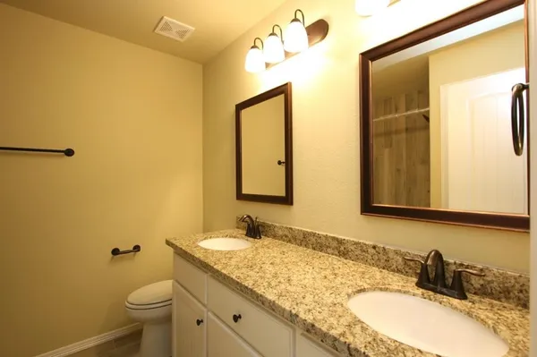 $1,400 | 298 Capetown, Unit A, Montgomery, TX 77356