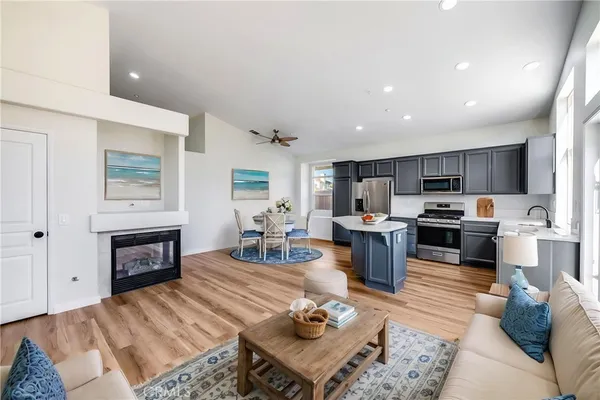 $869,000 | 4888 Ellington Street, Ventura, CA 93003