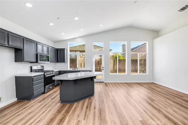 $869,000 | 4888 Ellington Street, Ventura, CA 93003