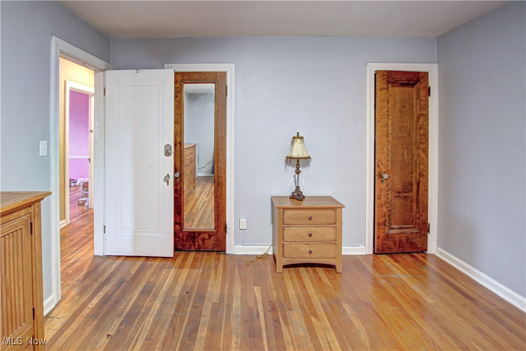 17800 Winslow Road Beachwood, OH 44122 - Photo 14 of 31 Bedroom with light wood-type flooring