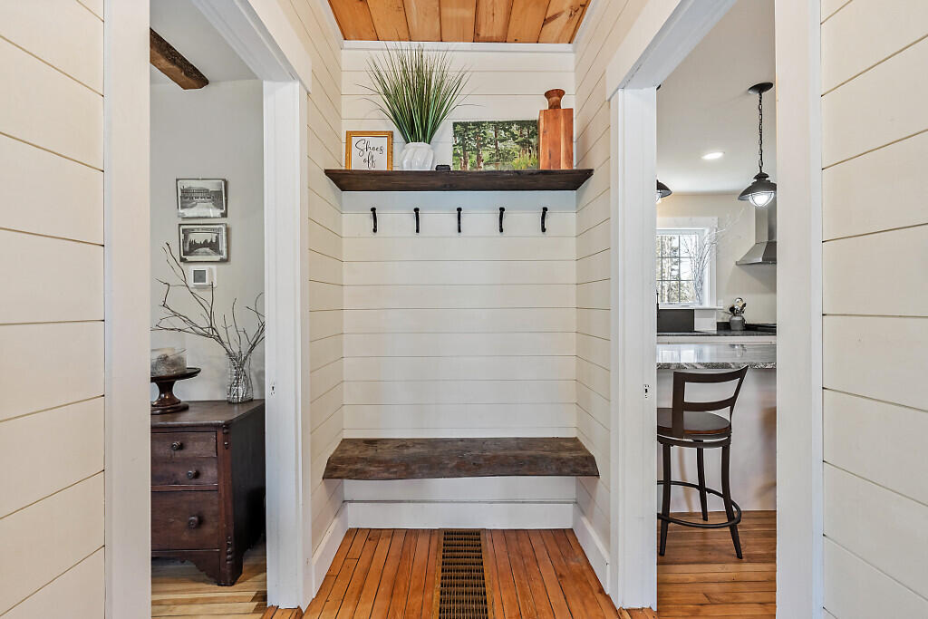 284 Dallas Hill Road Dallas Plt, ME 04970 - Photo 12 of 76 Entry Way