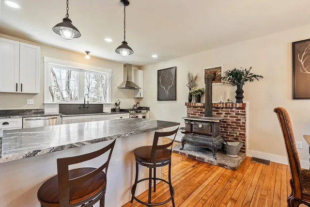 $899,000 | 284 Dallas Hill Road, Dallas Plt, ME 04970