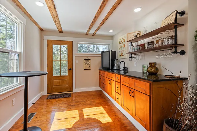 $899,000 | 284 Dallas Hill Road, Dallas Plt, ME 04970