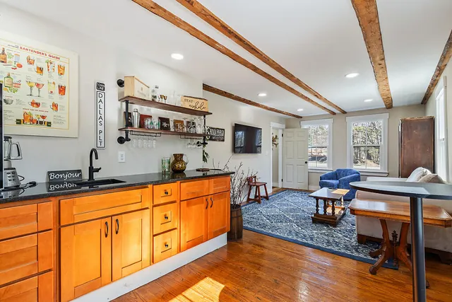 $899,000 | 284 Dallas Hill Road, Dallas Plt, ME 04970