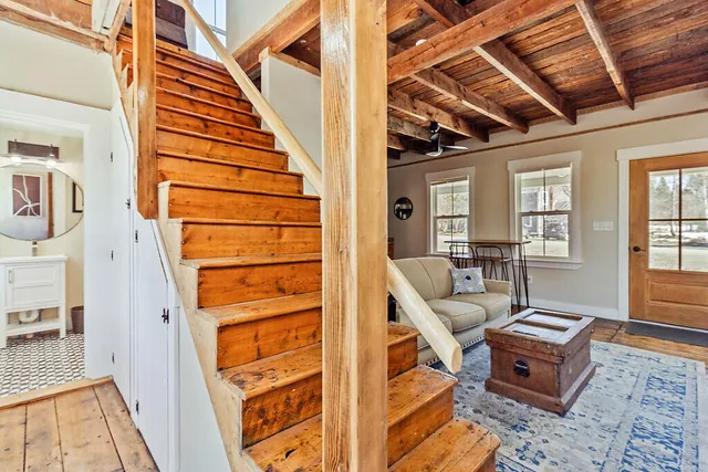 $899,000 | 284 Dallas Hill Road, Dallas Plt, ME 04970