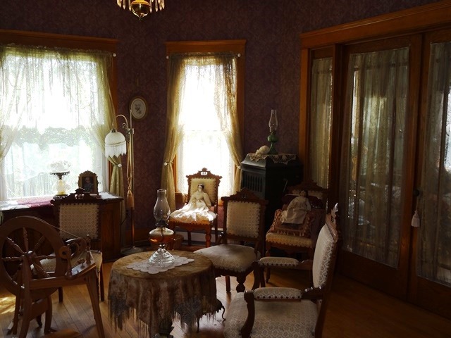 32174 North 1400 E Road Blackstone, IL 61313 - Photo 6 of 31 a living room with furniture and a large window