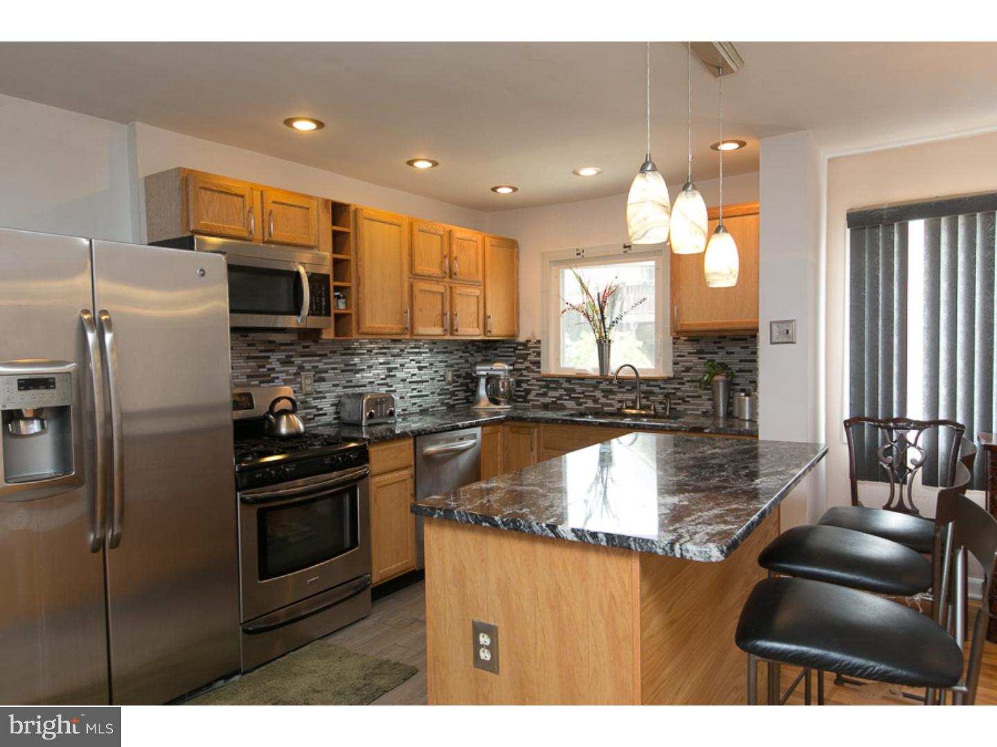 2707 West Country Club Road Philadelphia, PA 19131 - Photo 9 of 18 Gallery Image 9