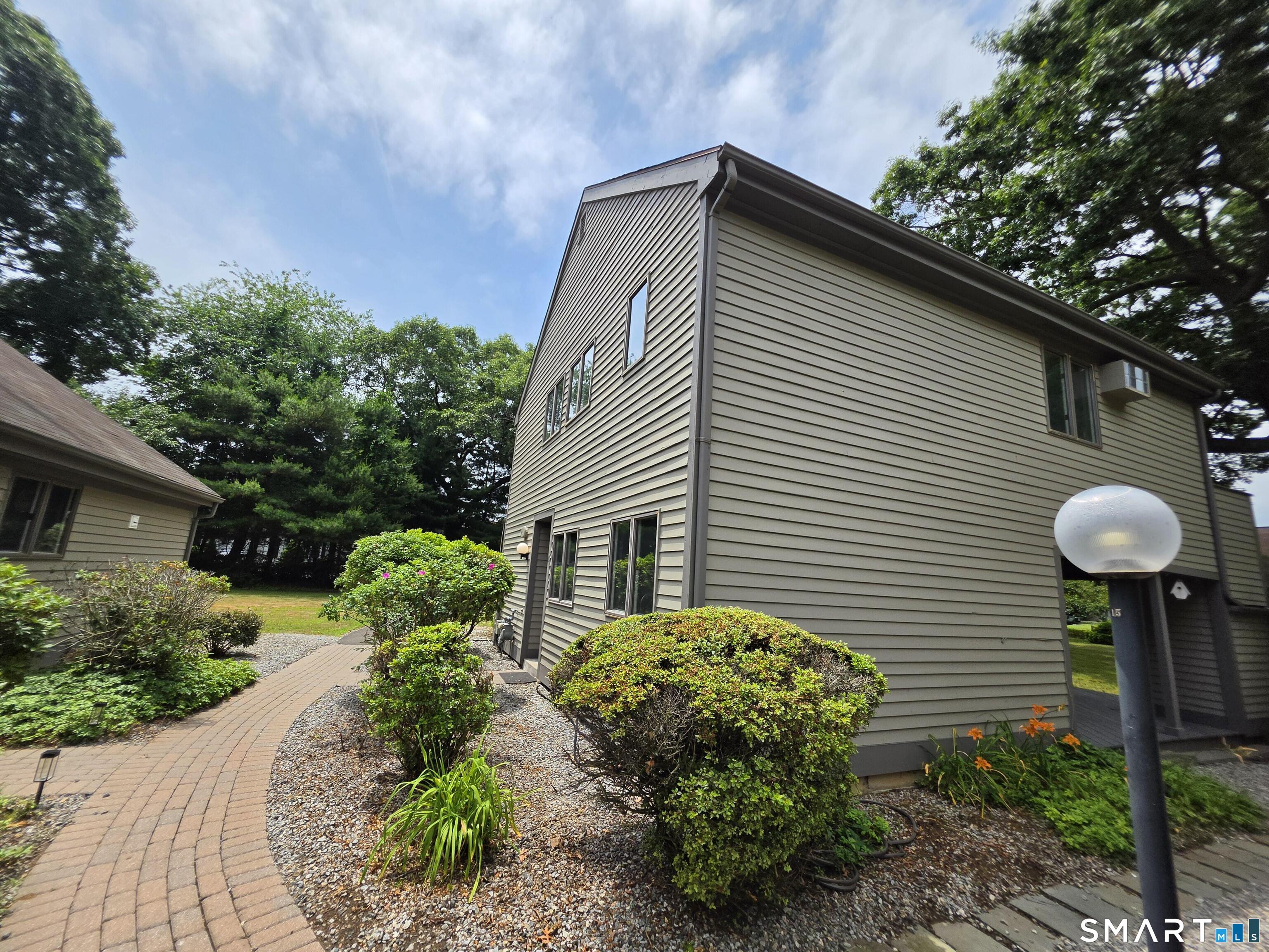 17 D Yankee Glen Road, Unit 17D Madison, CT 06443 - Photo 3 of 18