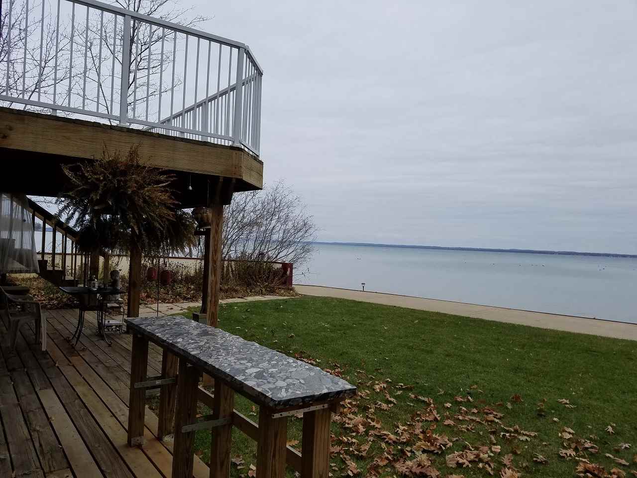 13544 Bluff Road Traverse City, MI 49686 - Photo 46 of 59 1841301-45.JPG