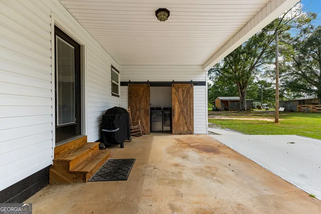 $569,500 | 351 East Milner Road, Zebulon, GA 30295