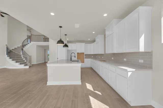 $659,963 | 916 Rock Daisy Trail, Hutto, TX 78634