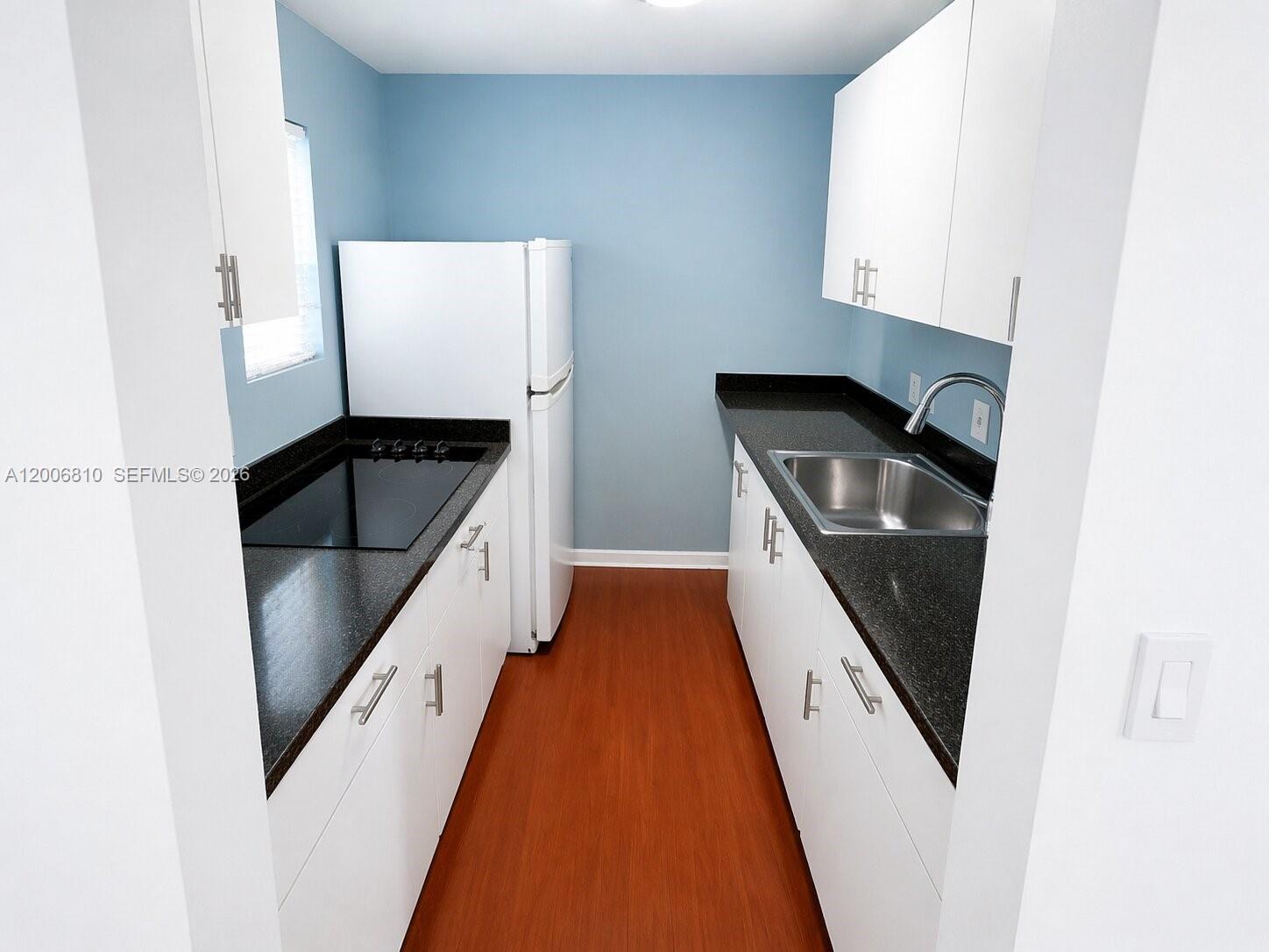 3547 Southwest 24th Street, Unit STUDIO Miami, FL 33145 - Photo 4 of 7