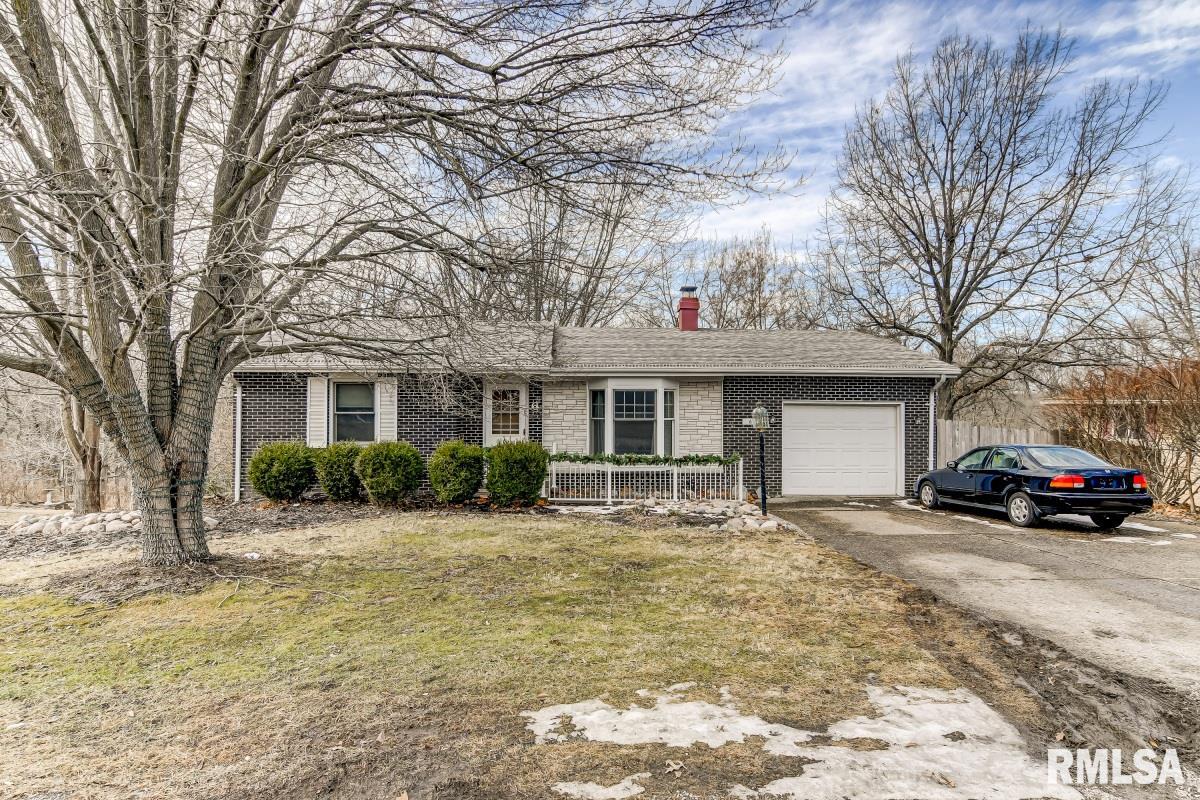 6 Willimantic Road Rochester, IL 62563 - Photo 2 of 25