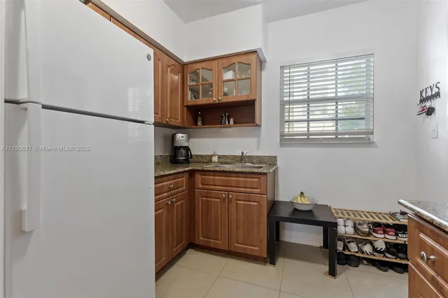 $398,000 | 9280 Bay Harbor Terrace, Unit 26, Bay Harbor Islands, FL 33154
