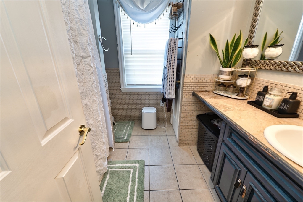 235 Chavenson Street Fall River, MA 02723 - Photo 29 of 38