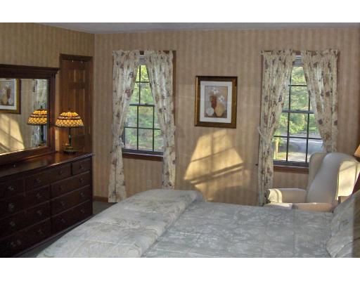 92 North Sturbridge Road Charlton, MA 01507 - Photo 12 of 17 Gallery Image 12
