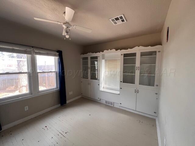 709 South Amherst Street Perryton, TX 79070 - Photo 12 of 17 12