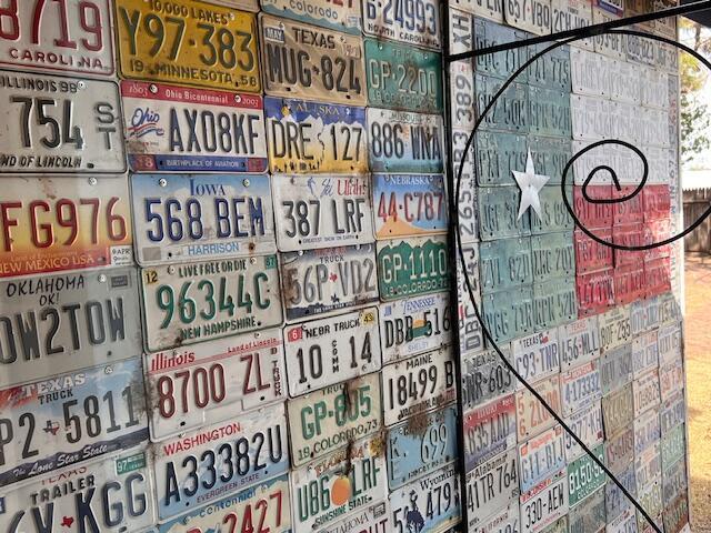 709 South Amherst Street Perryton, TX 79070 - Photo 15 of 17 15-License Plate Porch Wall