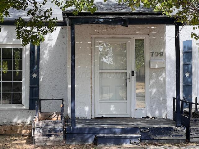 709 South Amherst Street Perryton, TX 79070 - Photo 3 of 17 3