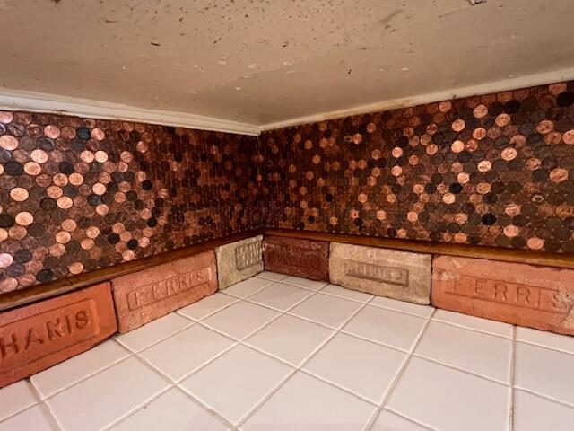 709 South Amherst Street Perryton, TX 79070 - Photo 10 of 17 10-Copper Penny Backsplash