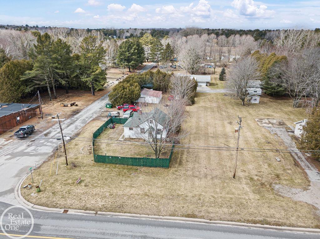 298 South Us 23 Road Harrisville, MI 48740 - Photo 33 of 40 50135517-13d2f324-af8b-40b4-892a-e109cbd395ef.JPG