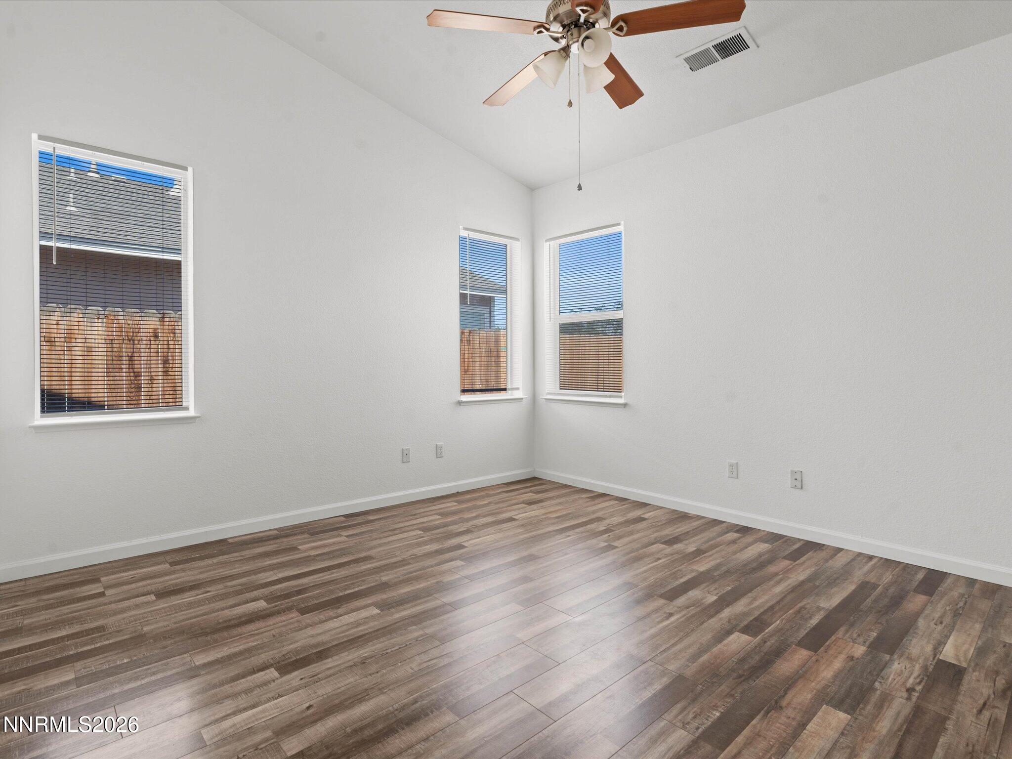 280 Fallen Leaf Lane Fernley, NV 89408 - Photo 16 of 44 16-280 Fallen Leaf Ln-115