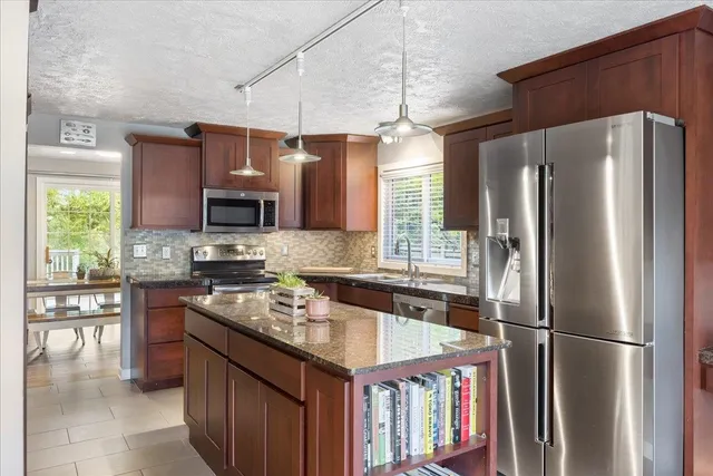 $684,900 | 2417 East 35th Avenue, Spokane, WA 99223