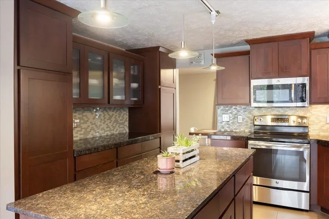 $684,900 | 2417 East 35th Avenue, Spokane, WA 99223