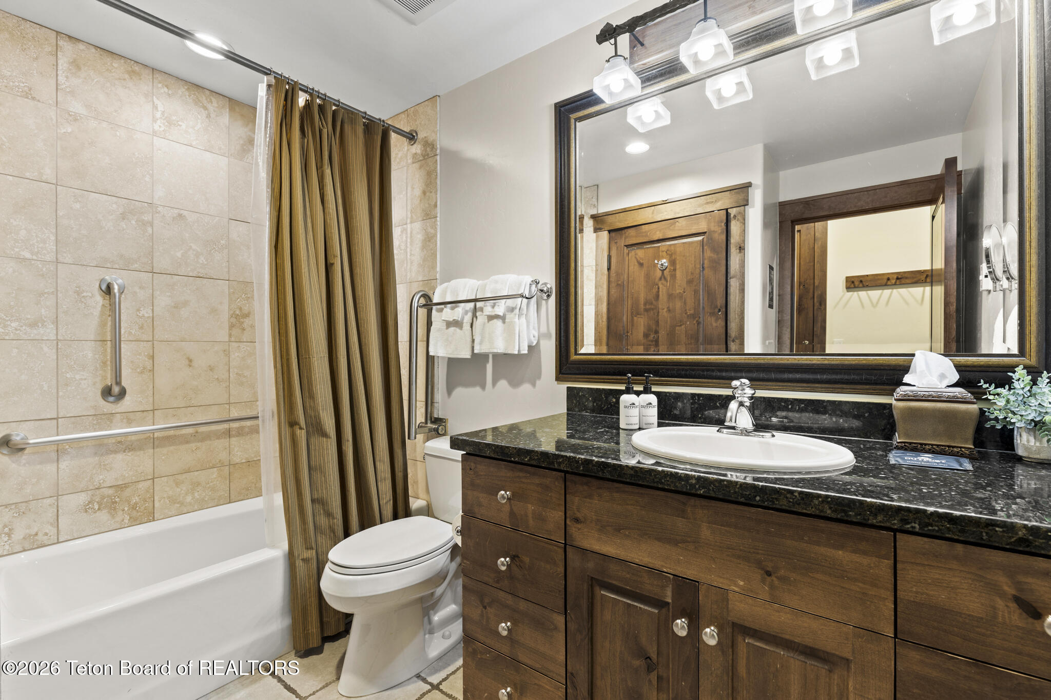 552 Snow King Loop Road, Unit 523 Jackson, WY 83001 - Photo 24 of 38 6V2A9015