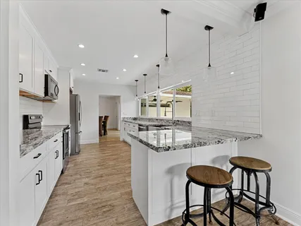 $760,000 | 6250 Southwest 6th Street, Plantation, FL 33317