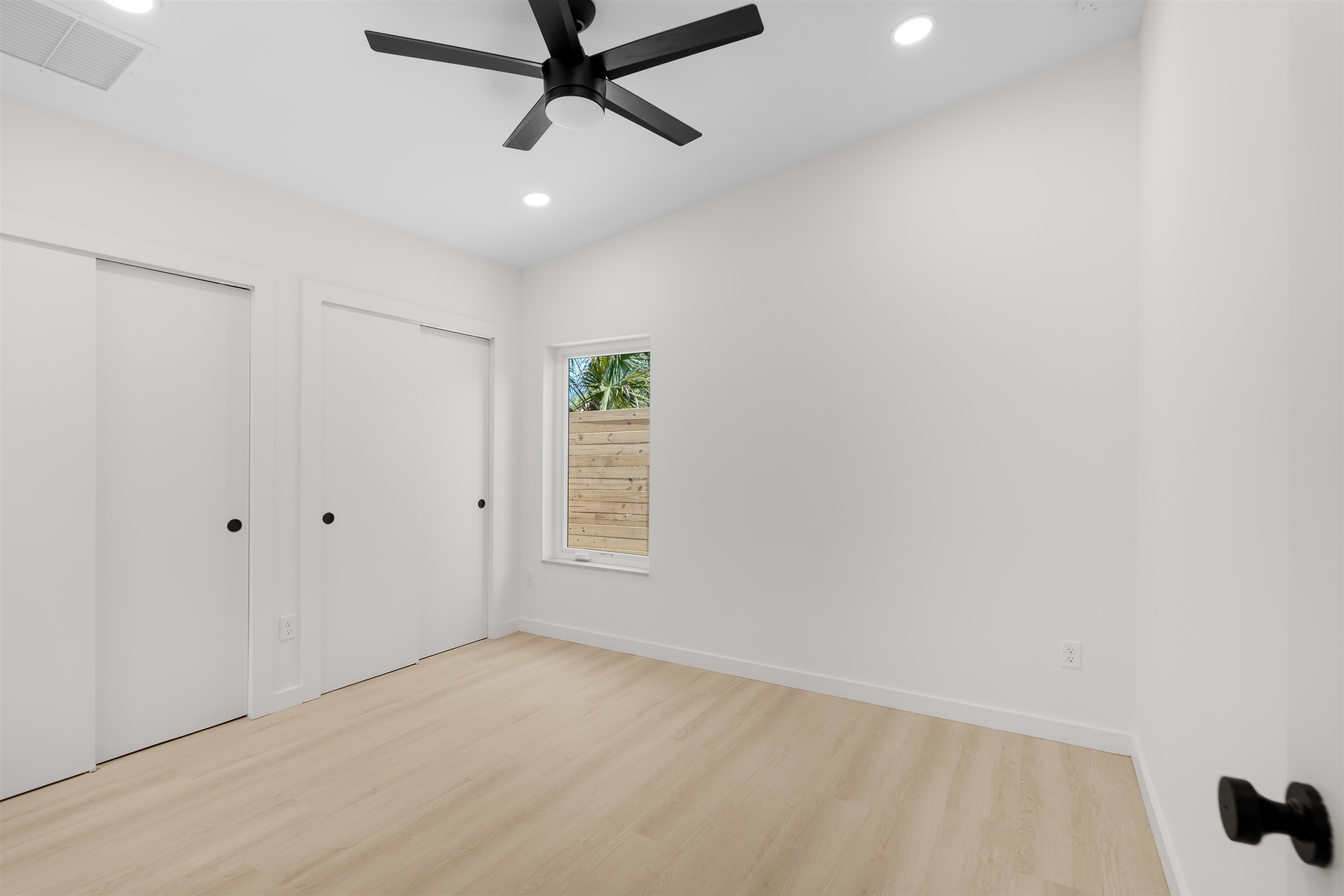 29 Masters Drive, Unit B St. Augustine, FL 32084 - Photo 6 of 28 a view of a livingroom with a ceiling fan and window
