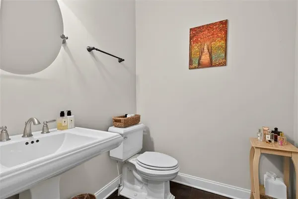 $635,000 | 7012 Seneca Court, Roswell, GA 30076