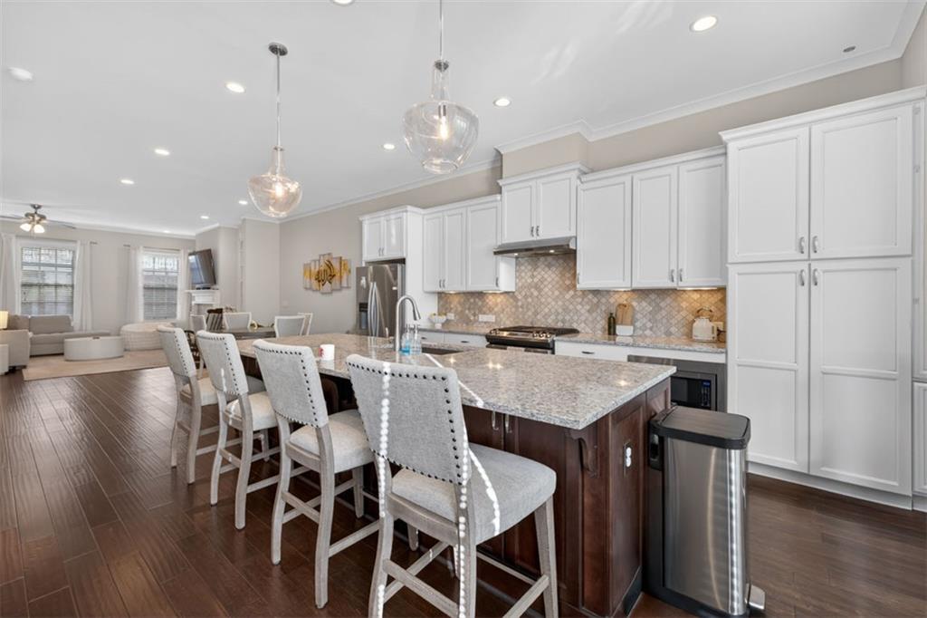 7012 Seneca Court Roswell, GA 30076 - Photo 11 of 65