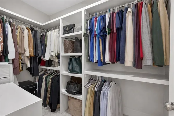 $635,000 | 7012 Seneca Court, Roswell, GA 30076