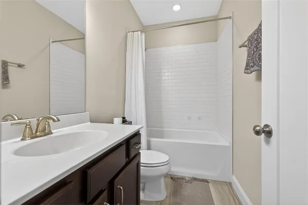 $635,000 | 7012 Seneca Court, Roswell, GA 30076