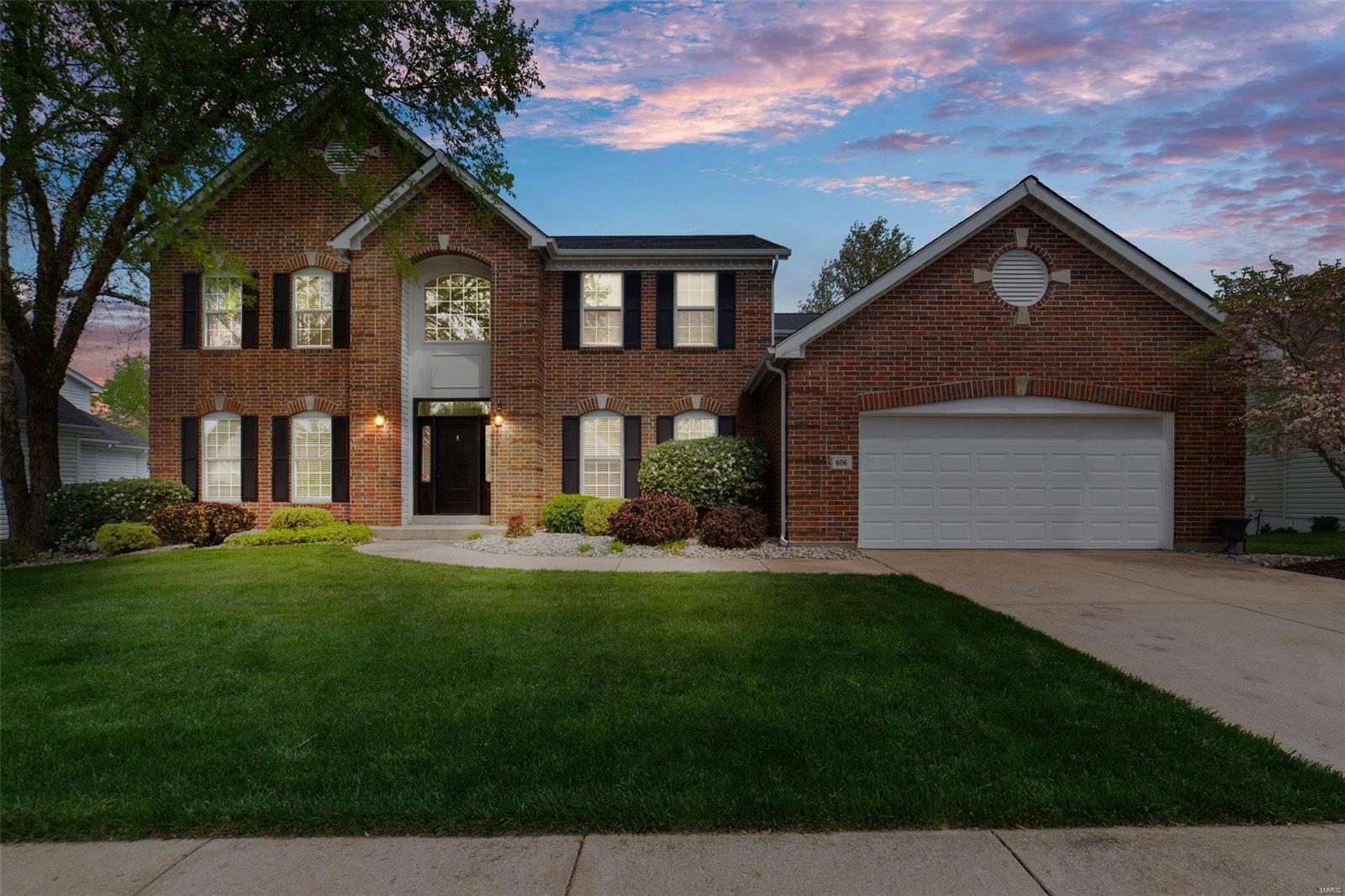 606 Castle Ridge Drive Ballwin, MO 63021 - Photo 1 of 66 Gallery Image 1