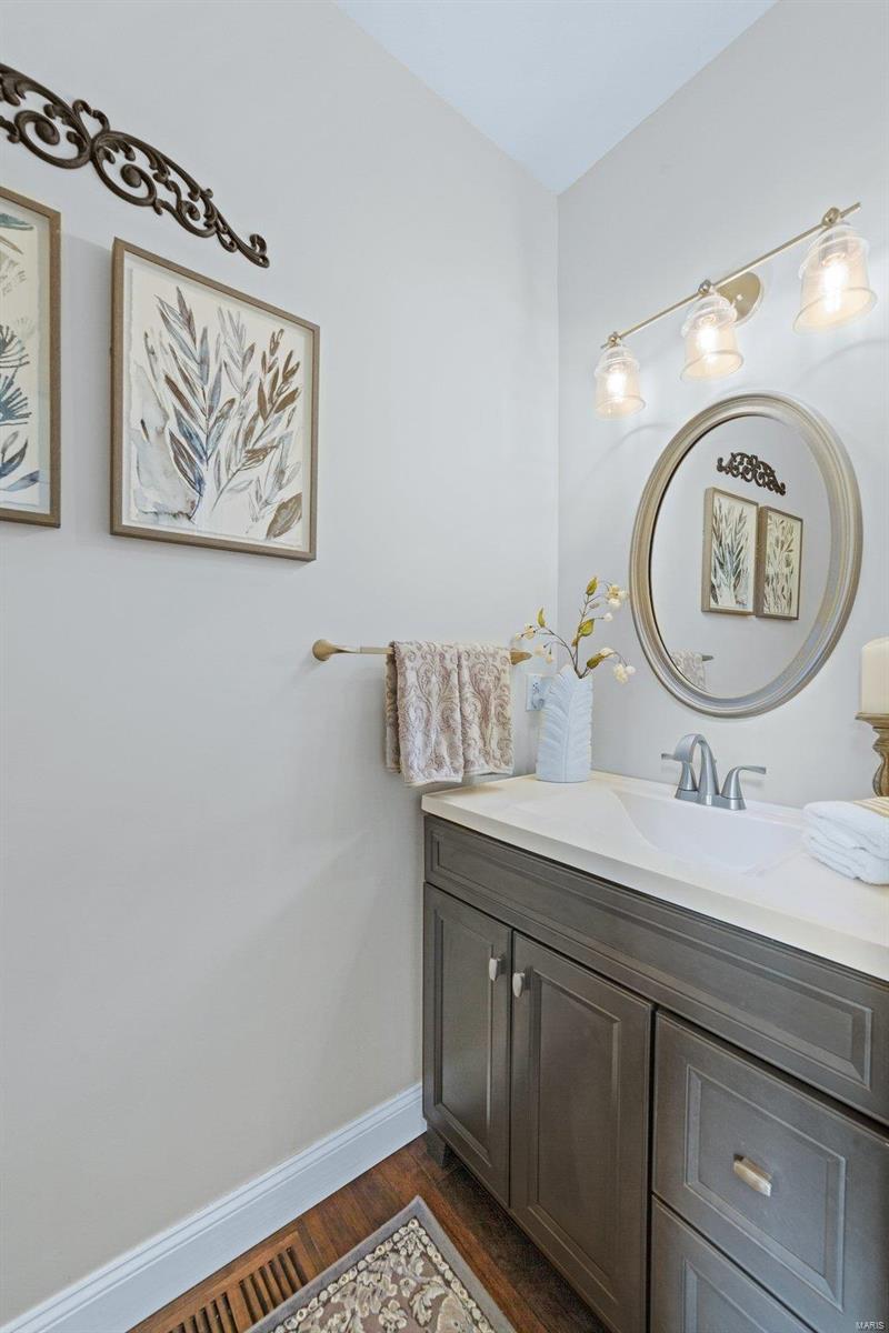 606 Castle Ridge Drive Ballwin, MO 63021 - Photo 11 of 66 Gallery Image 11