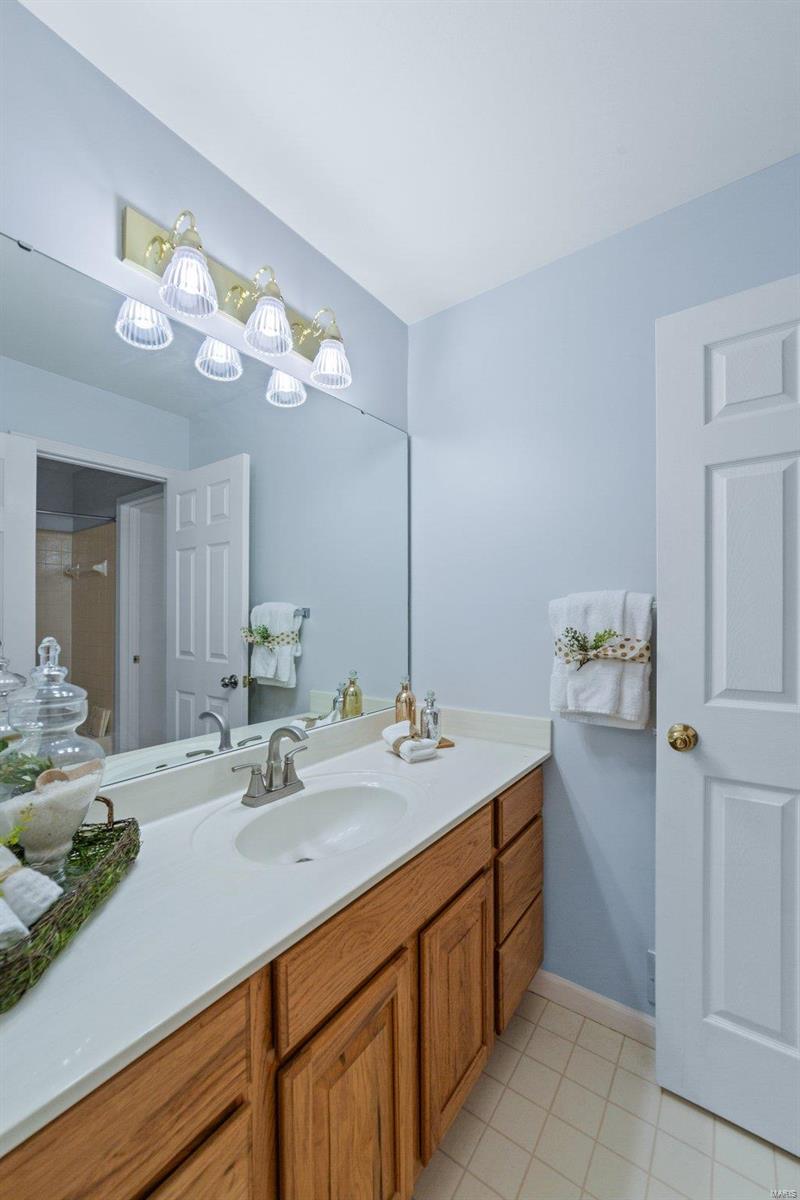 606 Castle Ridge Drive Ballwin, MO 63021 - Photo 32 of 66 Gallery Image 32